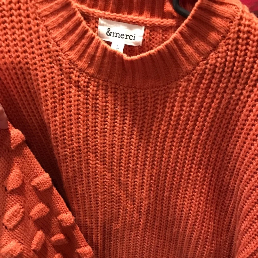 Sweater - Picture 1 of 2